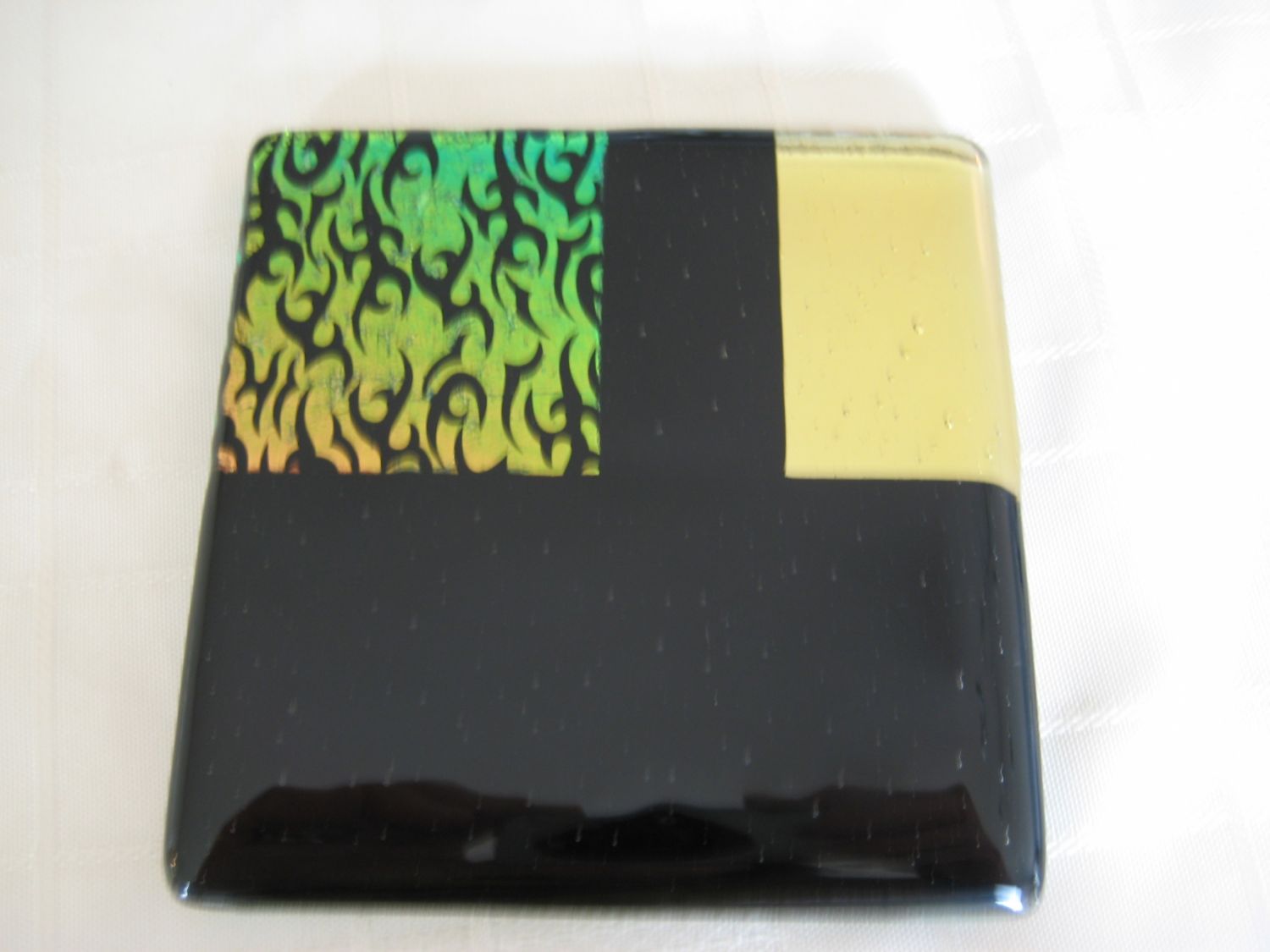 black and thorn glass tile